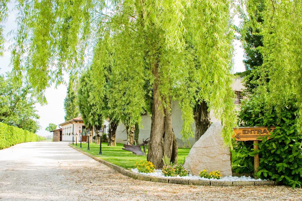 Agriturismo Le Cipressine Meolo Exteriör bild